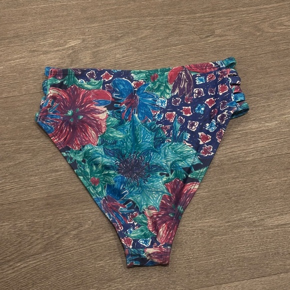 Born Primitive Sandbar Bikini Bottom - XS - - Picture 5 of 9